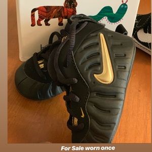 Baby boy foam possite shoes